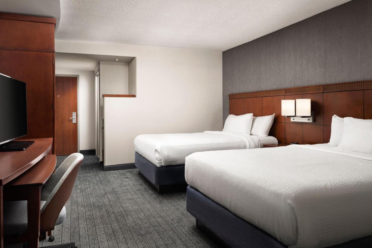 Courtyard By Marriott Capitol Hill/navy Yard Washington