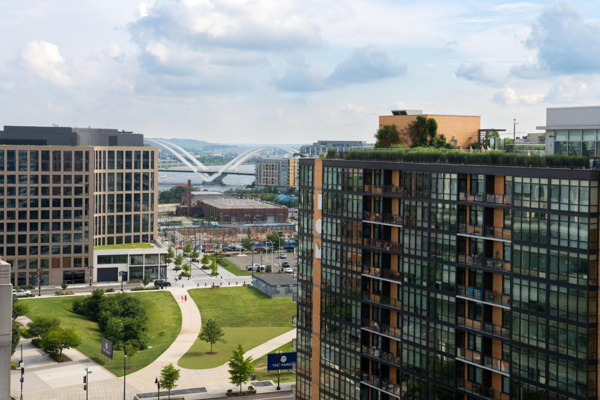 Courtyard By Marriott Capitol Hill/navy Yard Hotel
